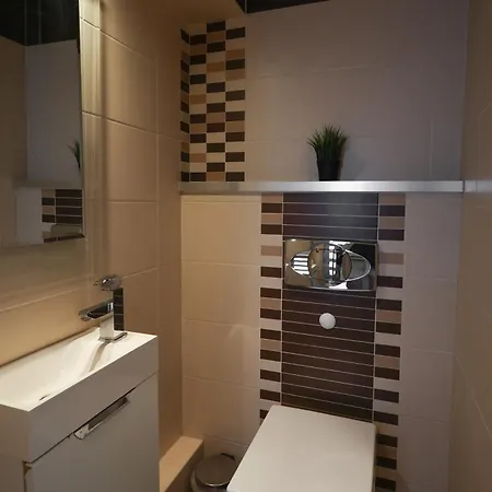 호스텔 Clicktheflat Chlodna Center 바르샤바