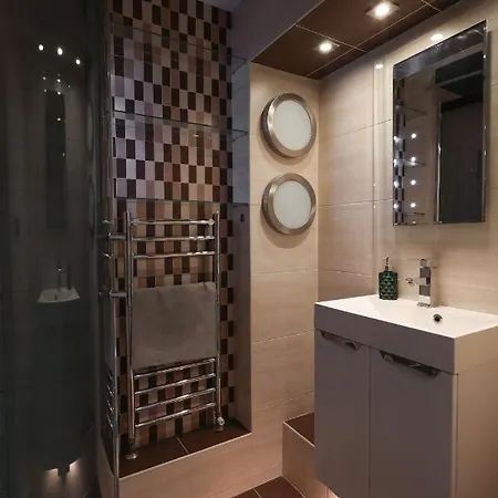 Hostal Clicktheflat Chlodna Center